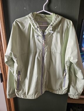 Light Green Ladies Hooded Windbreaker Jacket